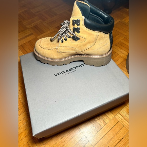 Vagabond Cosmo 2.0 Hiker - Picture 3 of 16